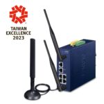 Industrial LoRaWAN Wireless Gateway with 5-Port 10/100/1000T 2 box LCG 300W1